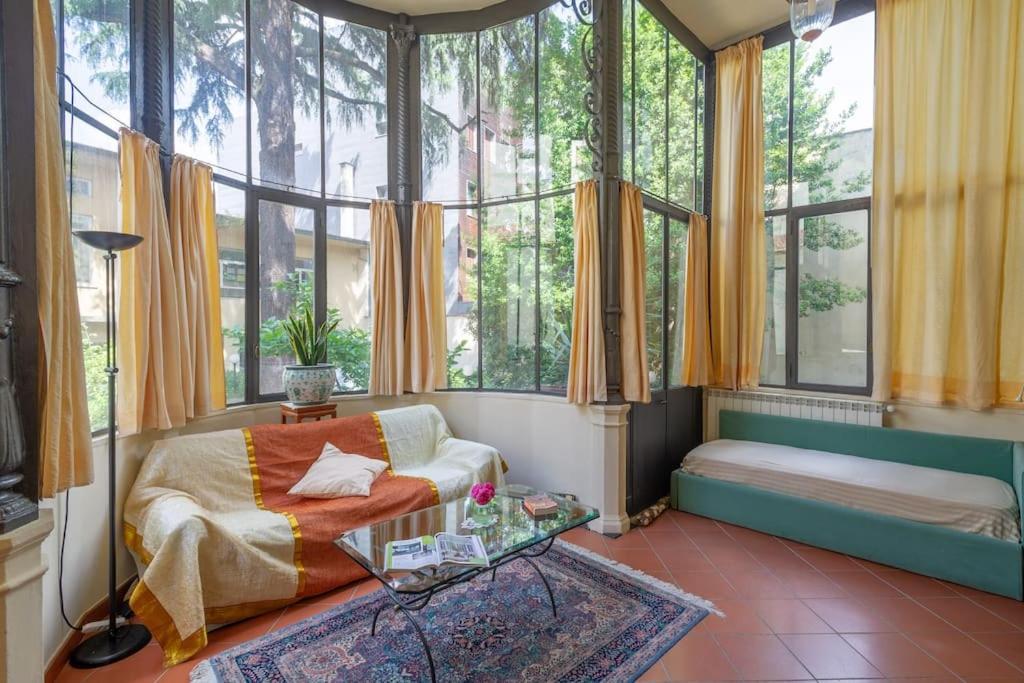 Liberty Veranda W/ Pvt Parking & Garden. Tram Stop Florenz